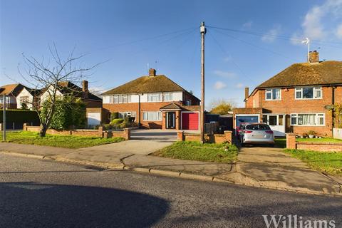 3 bedroom house for sale, Wendover Way, Aylesbury HP21