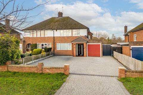 3 bedroom semi-detached house for sale, Wendover Way, Aylesbury HP21