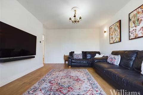 3 bedroom house for sale, Wendover Way, Aylesbury HP21