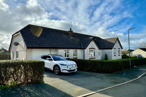 3 bedroom bungalow for sale, Tan Y Felin, Rhydwyn, Holyhead, Isle of Anglesey, LL65