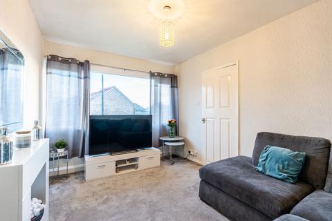 3 bedroom terraced house for sale, Manor Gardens, Dewsbury, WF12