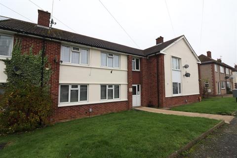 2 bedroom flat for sale, Rose Avenue, Rushden NN10