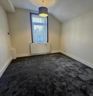 3 bedroom flat share to rent, Davidson Road, Croydon CR0