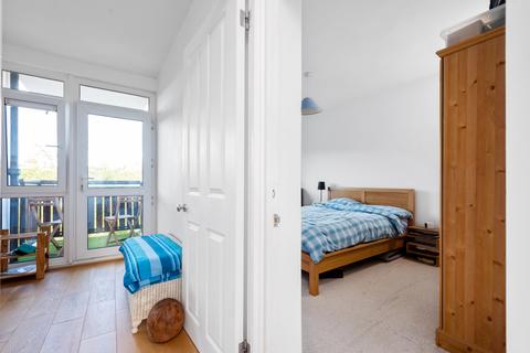 1 bedroom apartment for sale, Blackstock Road, London, N5