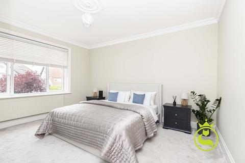3 bedroom flat for sale, Alexandra Road, Poole BH14