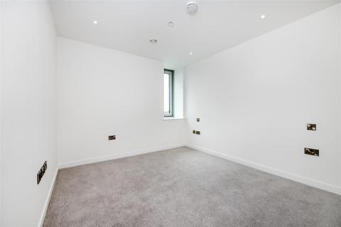 2 bedroom apartment to rent, Bronze Building, London