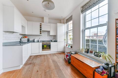 1 bedroom flat for sale, London Road, Norbury, London, SW16