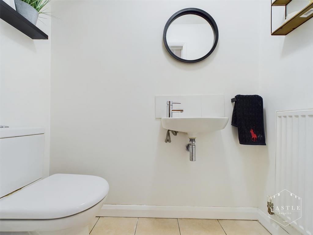 Guest cloakroom