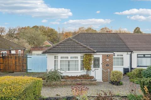 3 bedroom bungalow for sale, Duncan Way, North Bushey