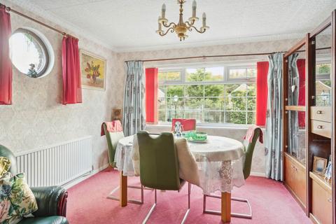 10 Duncan Way, Bushey, WD23 2BQ
