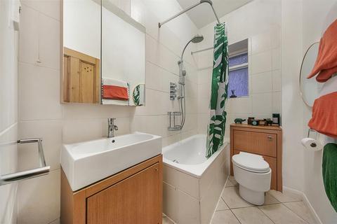 1 bedroom flat for sale, Victoria Rise, London SW4