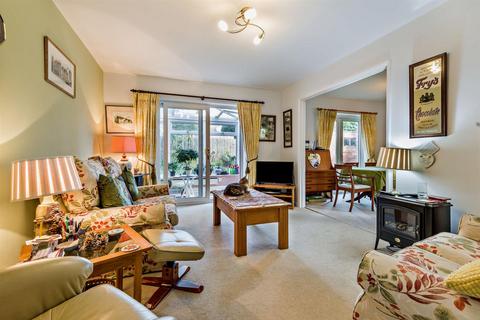 3 bedroom link detached house for sale, Roberts Close, Cirencester