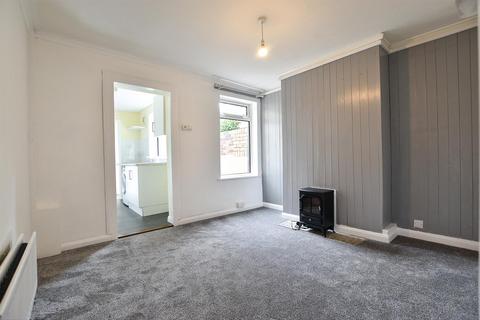 2 bedroom end of terrace house to rent, Belgrave Street, Eccles