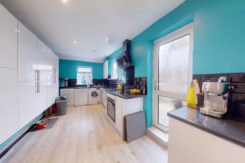 4 bedroom terraced house for sale, Morehall Avenue, Folkestone, CT19