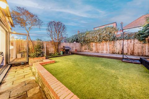 5 bedroom semi-detached house for sale, Forest Hill Road, London