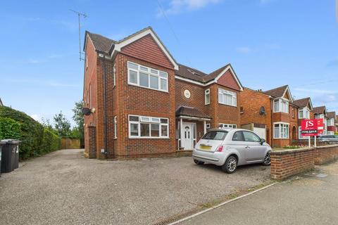 2 bedroom flat for sale, Pavilion Road, Worthing