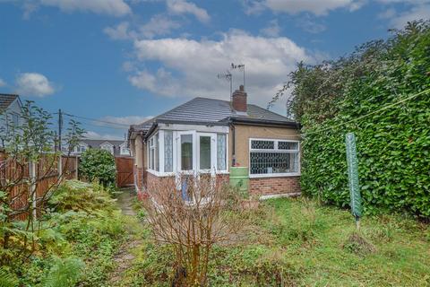 2 bedroom bungalow for sale, Cedar Road, Hutton, Brentwood