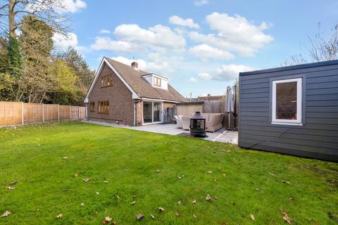 4 bedroom detached house for sale, Chapel Lane, Bracknell RG42