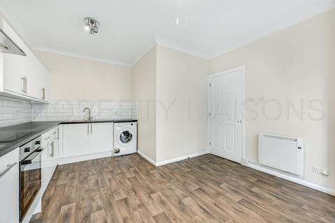 2 bedroom house to rent, Hooper Street, London, E1