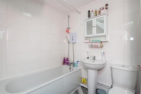 undefined, Boycott Avenue, Milton Keynes MK6