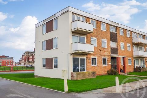 2 bedroom flat for sale, Pembroke Court, Queens Promenade, FY2 9PY