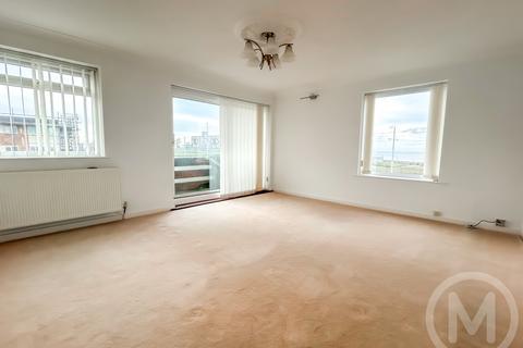 2 bedroom flat for sale, Pembroke Court, Queens Promenade, FY2 9PY