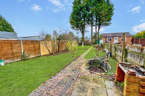 3 bedroom semi-detached house for sale, Austin Road, Luton, Bedfordshire, LU3 1UA