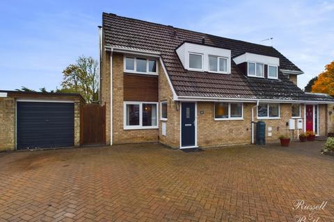 3 bedroom semi-detached house for sale, Cromwell Court, Buckingham