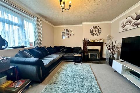 3 bedroom end of terrace house for sale, Harrowby Close, Tiverton EX16