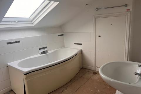 6 Buttermere Drive, York, YO30 5TQ