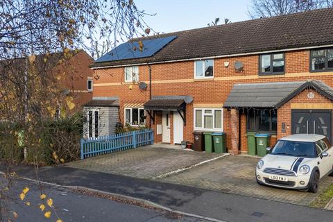 2 bedroom house for sale, Bracken Way, Aylesbury HP21