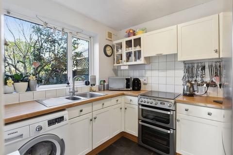 2 bedroom terraced house for sale, Whitland Road, Carshalton, SM5