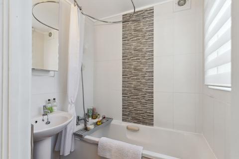 36 Whitland Road, Carshalton, SM5 1QT