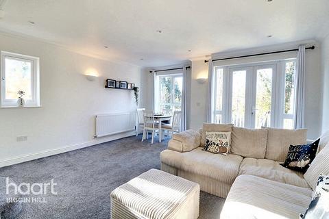 1 Sunningvale Close, Biggin Hill, Westerham, TN16 3BS