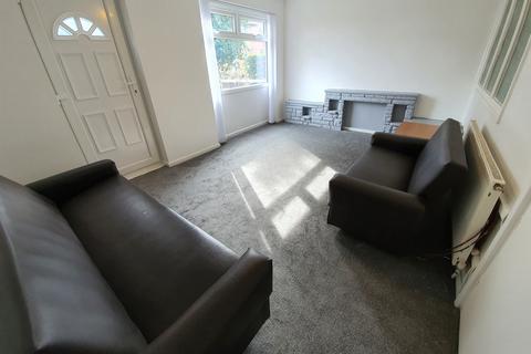 2 bedroom terraced house to rent, Leeds LS3