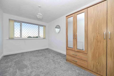 3 bedroom semi-detached house for sale, Greenacre Park Avenue, Rawdon, Leeds