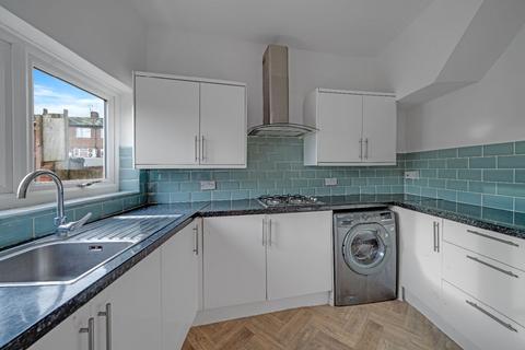 3 bedroom semi-detached house for sale, London SW20