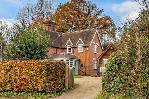 2 bedroom semi-detached house for sale, Brenchley Road, Brenchley, TN12