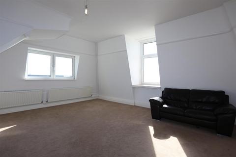 2 bedroom maisonette to rent, Kingsway, Hove, East Sussex