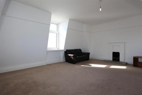 2 bedroom maisonette to rent, Kingsway, Hove, East Sussex