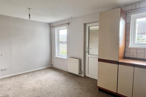 17 Chapel Field, St Austell, PL25 3EN