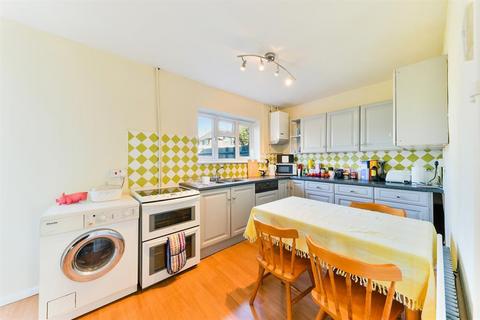 3 bedroom house for sale, Serpentine Green, Merstham RH1