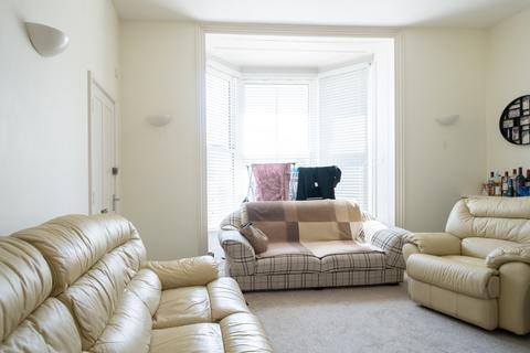 1 bedroom flat to rent, La Route du Fort, St Helier, JE2