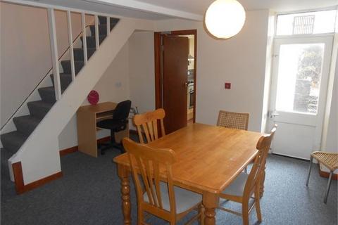 2 bedroom house share to rent, Westbury Street, Swansea,