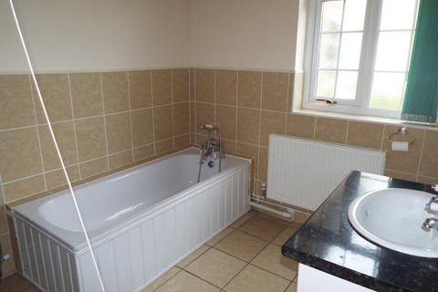 2 bedroom detached bungalow for sale, 79 Pen-Yr-Alltwen, Pontardawe, Swansea SA8 3EA