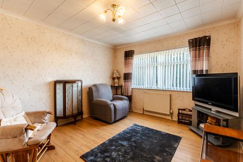 3 bedroom semi-detached house for sale, Kilpin Hill Lane, Dewsbury, WF13