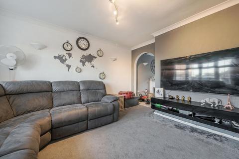 3 bedroom end of terrace house for sale, Wheatfield Road, Bedfordshire LU4