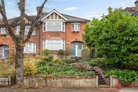 2 bedroom flat to rent, Bedford Road, Wood Green, N22