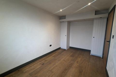 2 bedroom apartment to rent, Nestor Square, Narberth