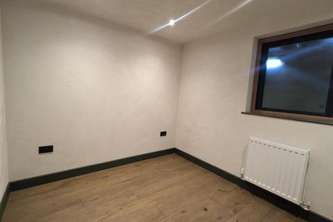 2 bedroom apartment to rent, Nestor Square, Narberth